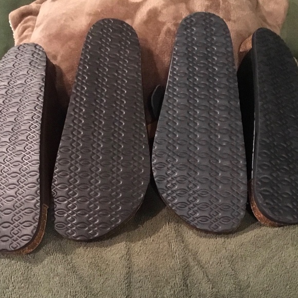 2 Pair Falls Creek Mens Buckled James Sandal - 1 Black, 1 Brown 10M - Picture 2 of 4